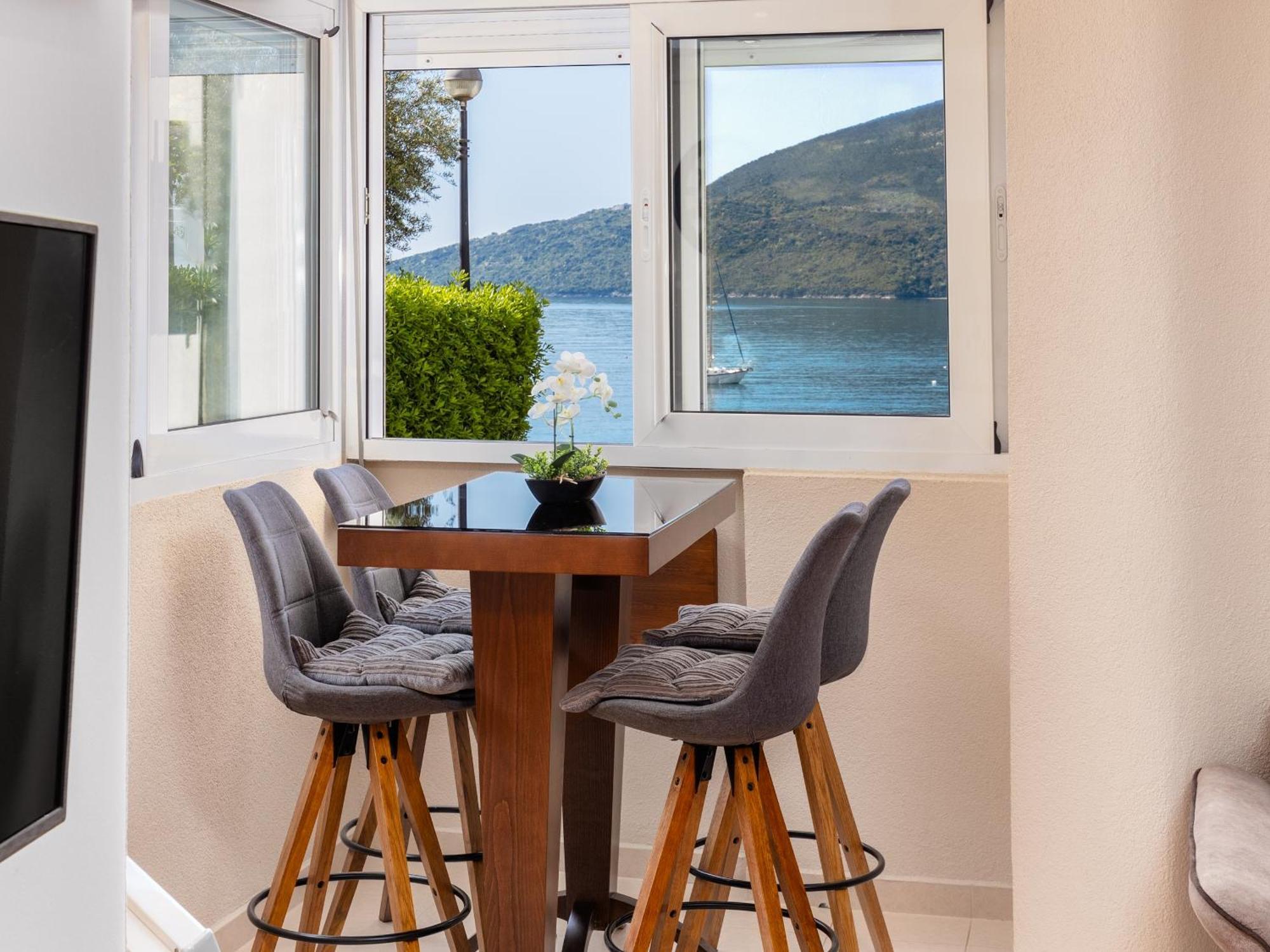 Apartment Dar & Mar Herceg Novi Buitenkant foto
