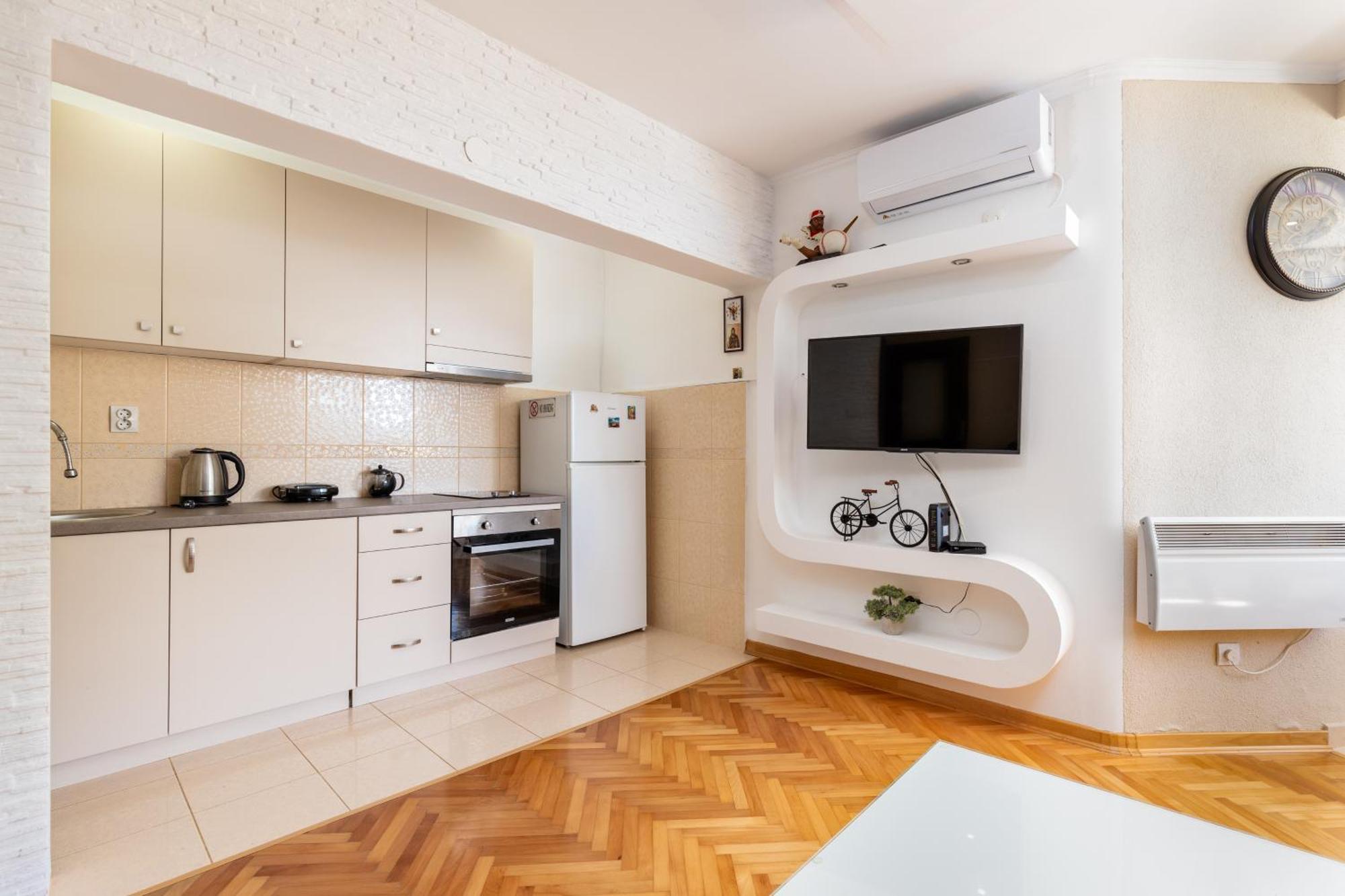 Apartment Dar & Mar Herceg Novi Buitenkant foto