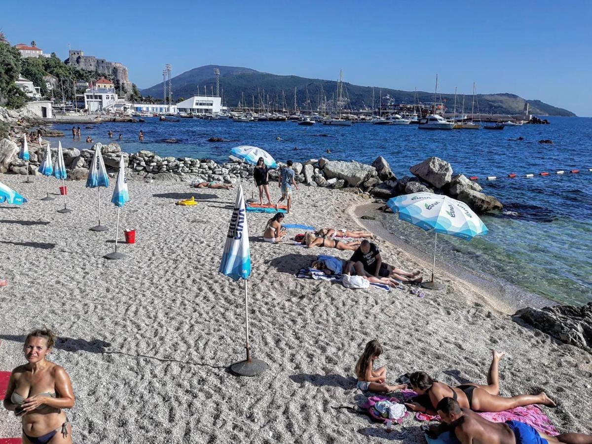 Apartment Dar & Mar Herceg Novi Buitenkant foto